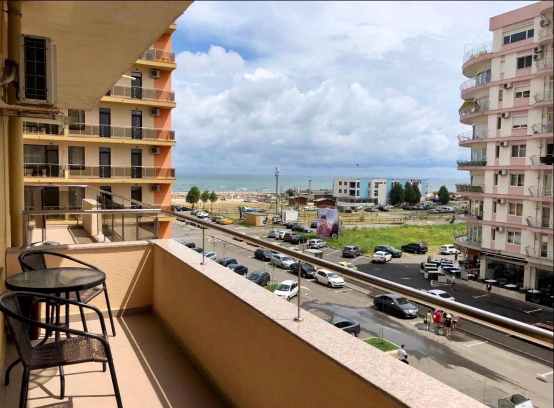 Mamaia Summerland Beach Екстериор снимка